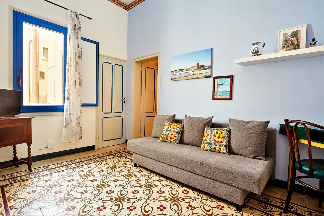 Be Mediterraneo, In Centro Sul Mare - In The Center Beach Front - 80 Mq Trapani Extérieur photo